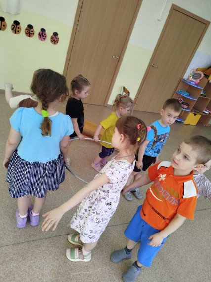 День космонавтики в дошкольной группе.